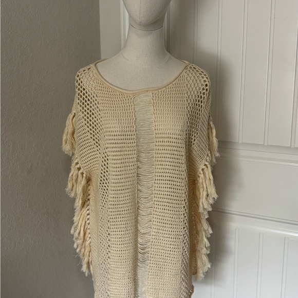 Lucky Brand Women's Poncho‎ Frill Trim Size L Cream NWT 100% Cotton - Picture 2 of 11